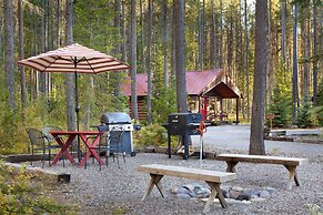 The Reclusive Moose Cabins