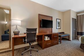 Comfort Suites Denver near Anschutz Medical Campus