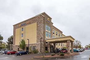 Comfort Suites Denver near Anschutz Medical Campus