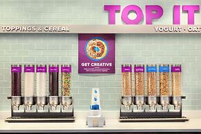 Tru by Hilton Lancaster East