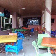 Sugarland Hotel & Suites