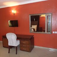 Sugarland Hotel & Suites