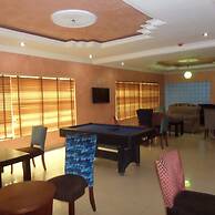 Sugarland Hotel & Suites