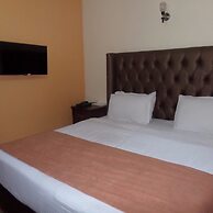 Sugarland Hotel & Suites