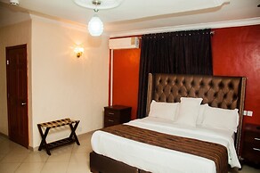 Sugarland Hotel & Suites
