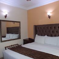 Sugarland Hotel & Suites