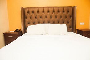 Sugarland Hotel & Suites
