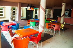 Sugarland Hotel & Suites