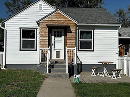 Lamplighter Cabins & Suites