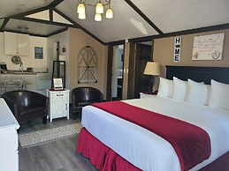 Lamplighter Cabins & Suites