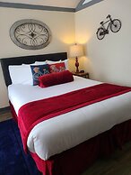 Lamplighter Cabins & Suites