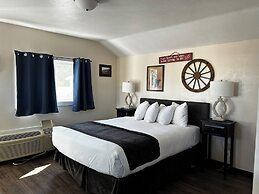 Lamplighter Cabins & Suites