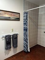 Lamplighter Cabins & Suites