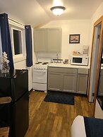 Lamplighter Cabins & Suites