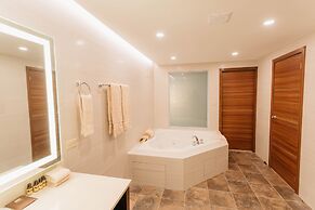 Surfrider Resort Hotel