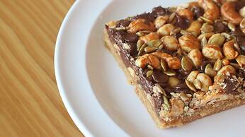 Surfrider Resort Hotel