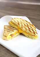 Surfrider Resort Hotel