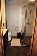 Surfrider Resort Hotel