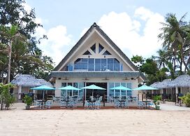 Surfrider Resort Hotel