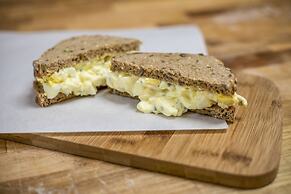 Surfrider Resort Hotel