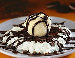 Surfrider Resort Hotel