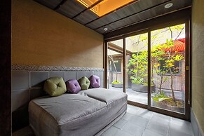 GOZAN HOTEL & SERVICED APARTMENT Higashiyama Sanjo