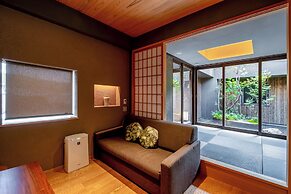 GOZAN HOTEL & SERVICED APARTMENT Higashiyama Sanjo
