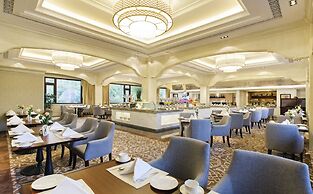 The Carp Islet Resort