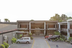 The horizon suites and arcade