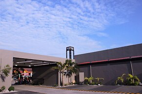 The horizon suites and arcade