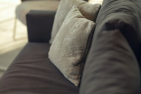 CLOUD No7 Apartments