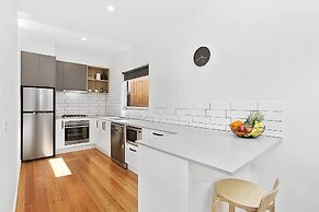 Coastal Vibe Apartments