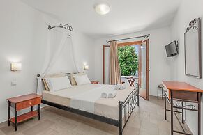 Anemonisia Skyrian Living