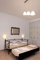 Anemonisia Skyrian Living