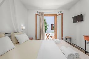 Anemonisia Skyrian Living