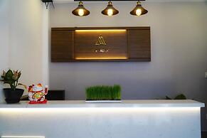 The Alley Hostel & Bistro