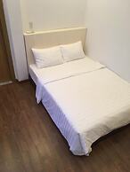 The Alley Hostel & Bistro