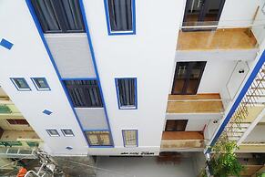 The Alley Hostel & Bistro