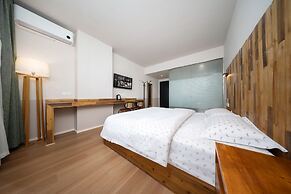 Chengdu Sonderia Hostel&Bar-Lazybones