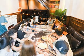 Chengdu Sonderia Hostel&Bar-Lazybones