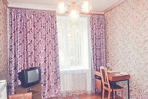 Zhovtneviy Hotel