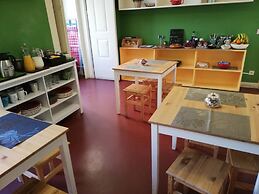 Flores 105 Guesthouse