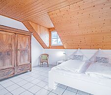 Johannishof Wine-Cafe & Guesthouse