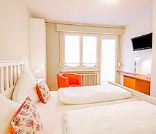Johannishof Wine-Cafe & Guesthouse
