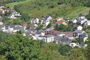 Johannishof Wine-Cafe & Guesthouse