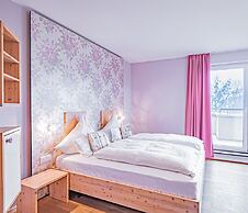 Johannishof Wine-Cafe & Guesthouse