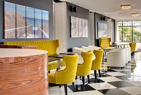 Grand Hotel Des Sablettes Plage, Curio Collection By Hilton