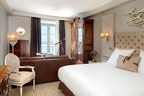 Grand Hotel Des Sablettes Plage, Curio Collection By Hilton