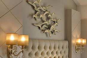 Grand Hotel Des Sablettes Plage, Curio Collection By Hilton