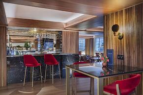 Melia White House Apartments